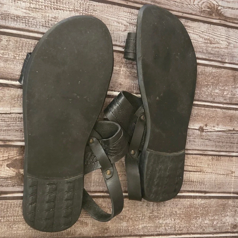 Sz 45 EU/ 12 US Mens Versace Medusa Black Embossed Leather Ankle Strap Sandals